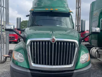 Xe tải Trên10tấn 2019 2018 - Bán xe đầu kéo Mỹ International A26, Cummins X15 2018-2019 màu xanh
